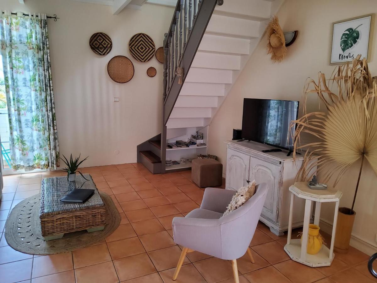 Le Rubinjo - Appartement D'Hotes Сен-Бенуа Екстер'єр фото